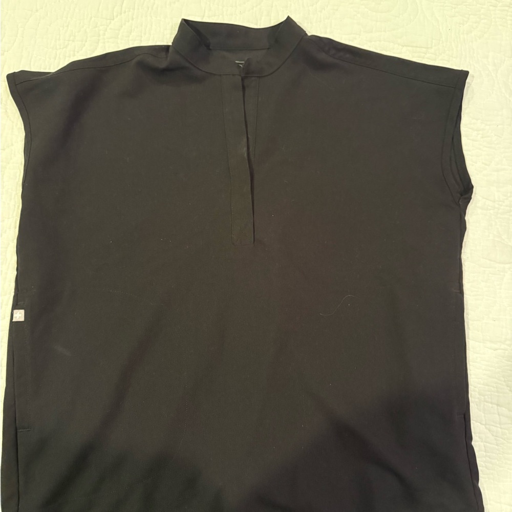 Figs  Rafaella top extra extra small worn once women’s black scrub